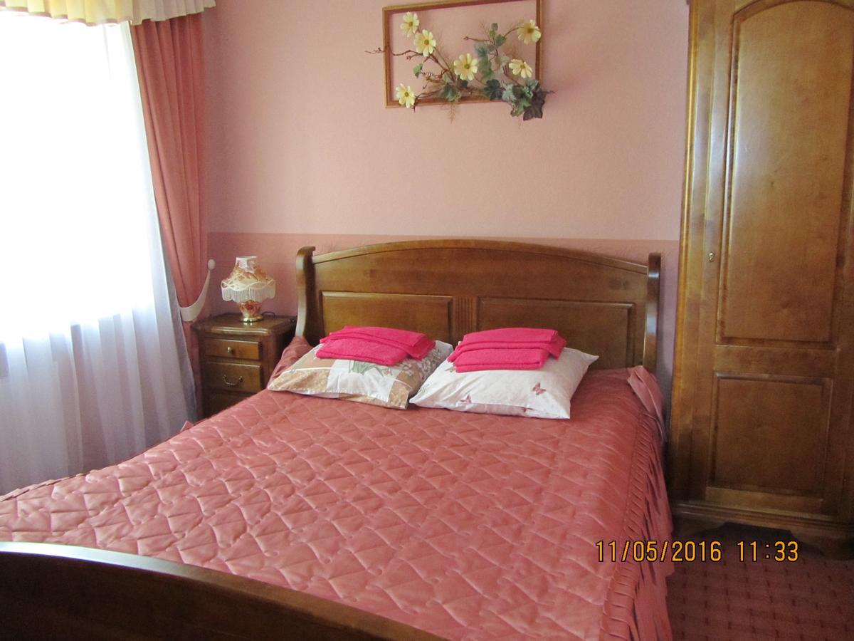 Hotel Berezka วาฟกาวิสก์ ภายนอก รูปภาพ