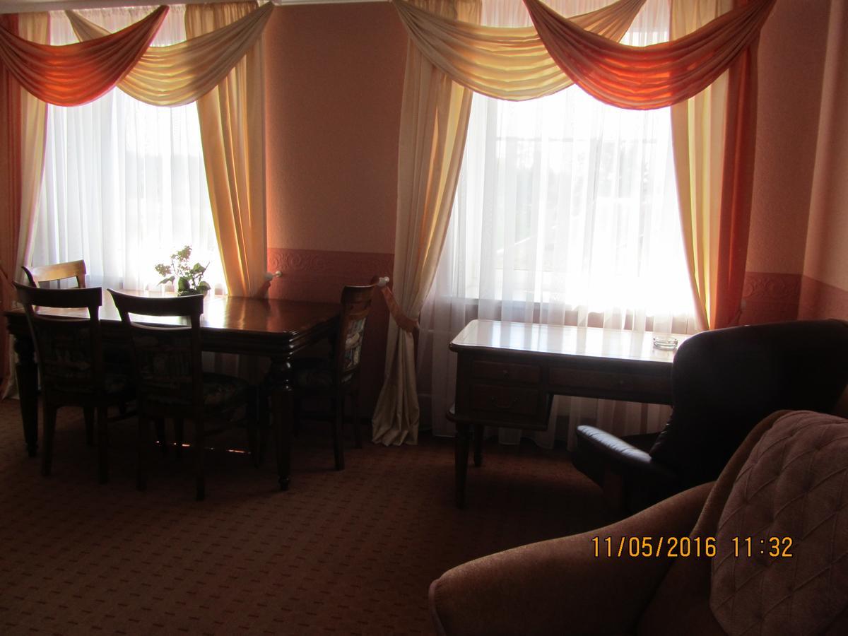 Hotel Berezka วาฟกาวิสก์ ภายนอก รูปภาพ